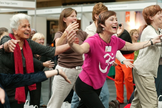 Laughter Yoga Helps In Healing Depression And Cancer-img