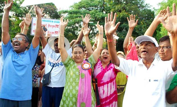 Laughter Yoga Sweeps Magic Valley-img