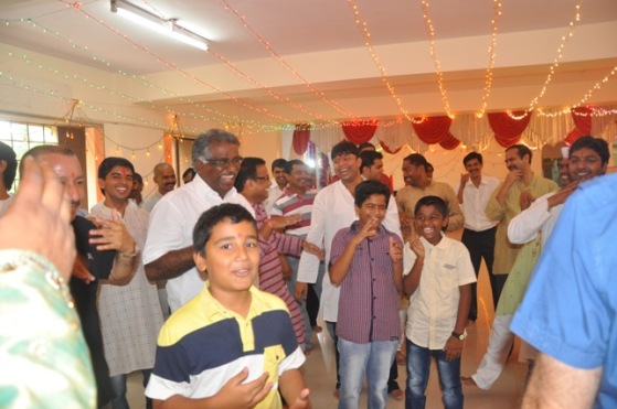 FEI Laughter Club Is The Only Corporate One!-img