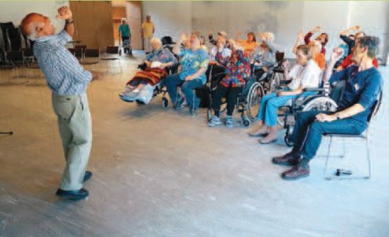 Singing And Laughing With Seniors In Switzerland-img