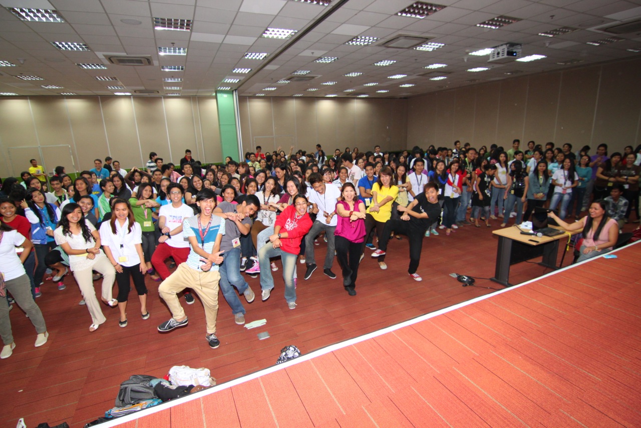 Laughter Yoga Gangnam Style-img