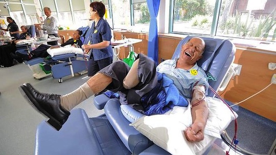 Patients In Melbourne Dialysis Center Feel Great With Laughter-img