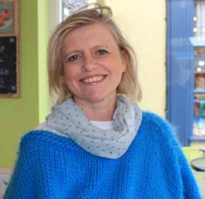 Cromer Actress Launches Laughter Sessions-img