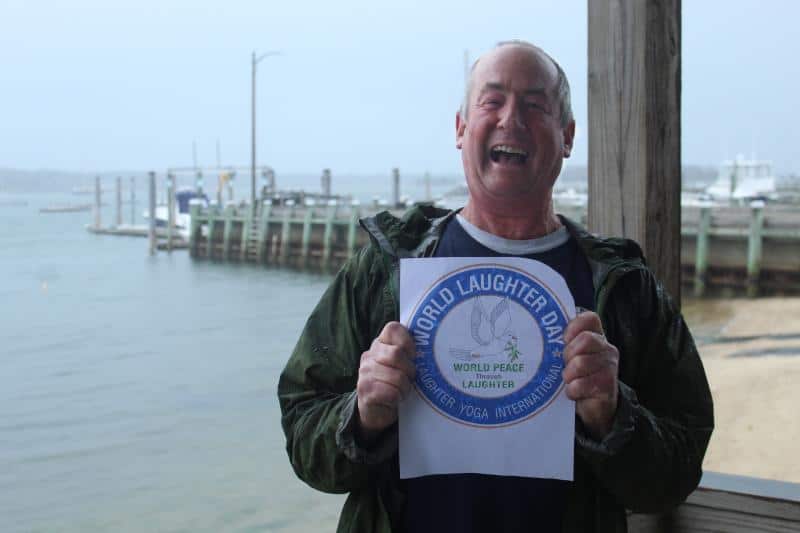 Australian Laughter Leader Spreads Good Health and Joy-img