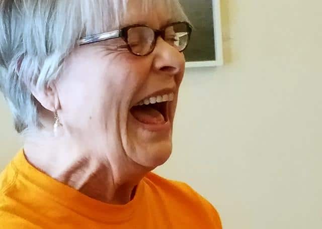 Laughter Yoga Helps People With Chronic Illnesses-img
