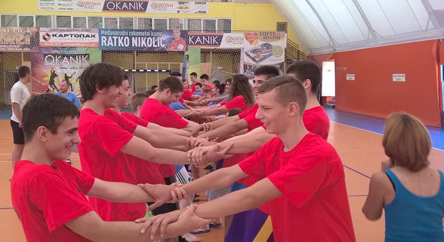 Laughter Yoga in Sports-img