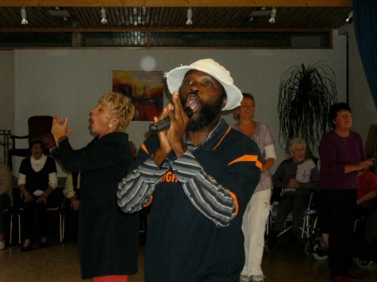 Laughter Yoga With Seniors In Germany-img